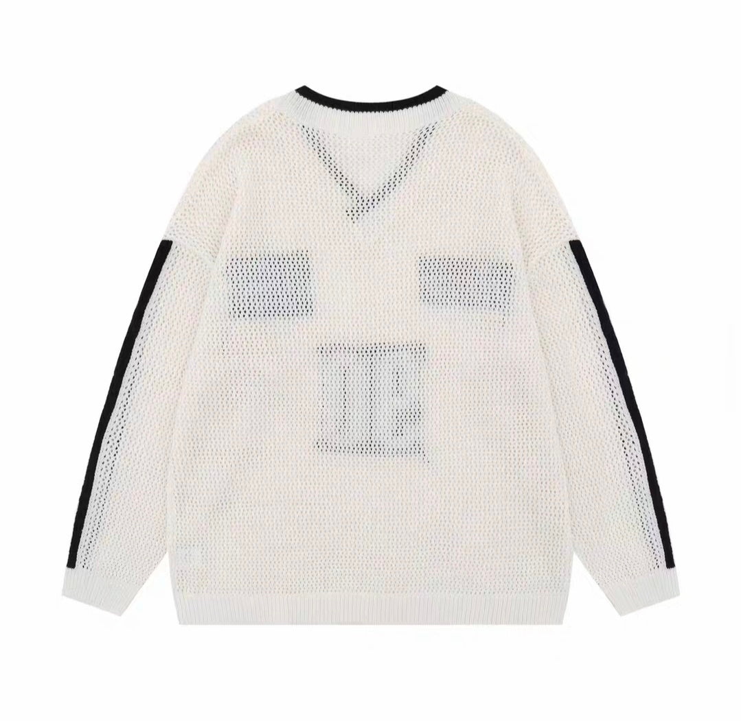 ナンバリングメッシュVネックルーズニット
